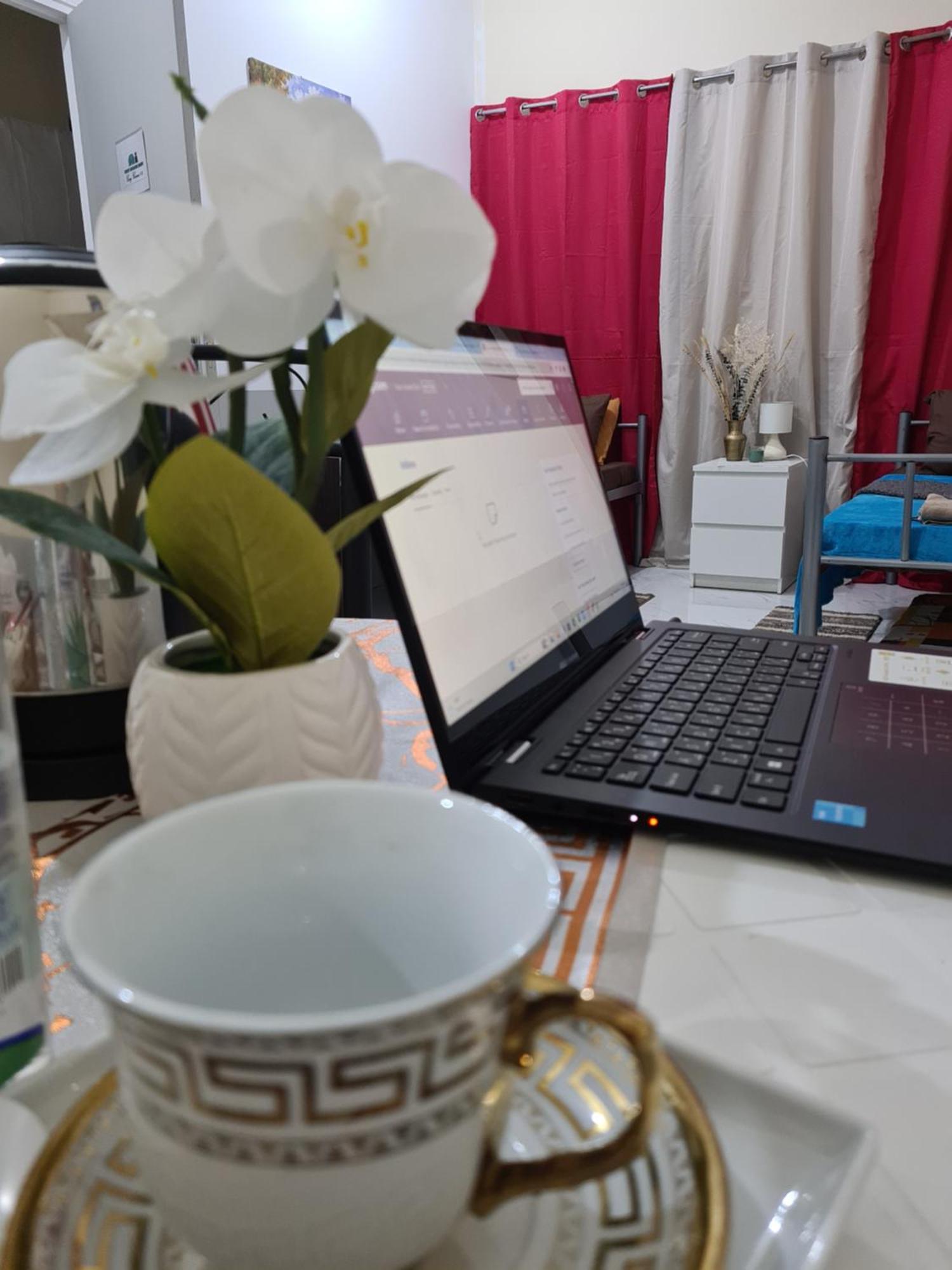 Cozy Corner 2024 Daire Abu Dabi Dış mekan fotoğraf