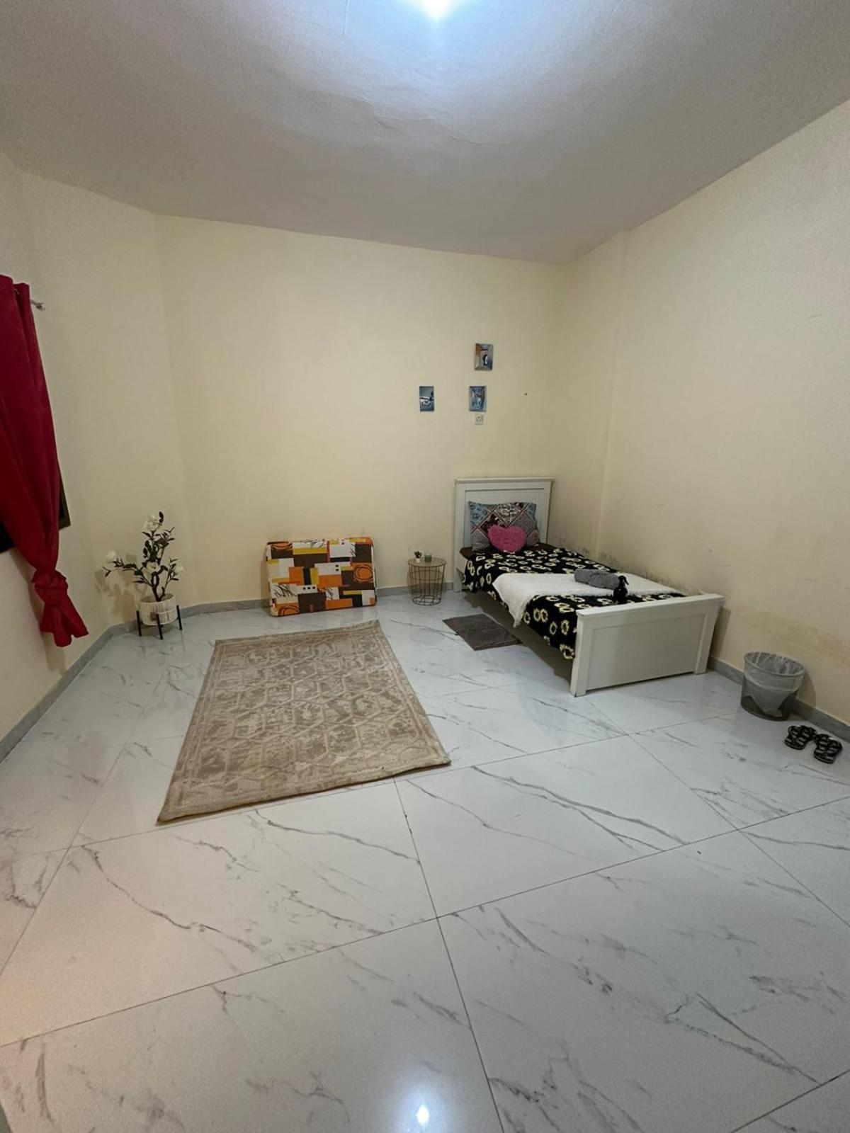 Cozy Corner 2024 Daire Abu Dabi Dış mekan fotoğraf