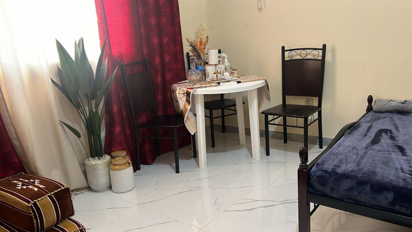 Cozy Corner 2024 Daire Abu Dabi Dış mekan fotoğraf