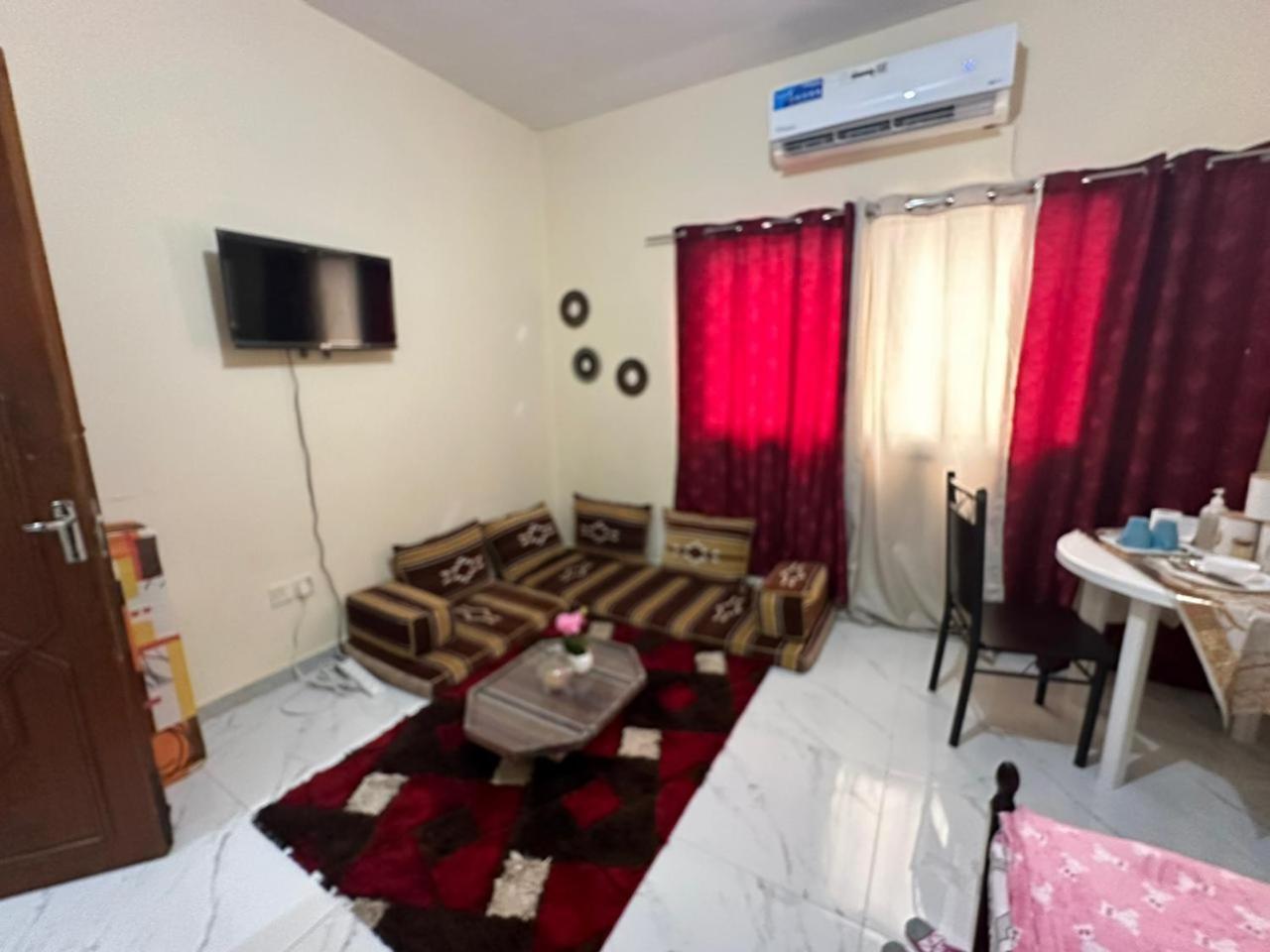 Cozy Corner 2024 Daire Abu Dabi Dış mekan fotoğraf