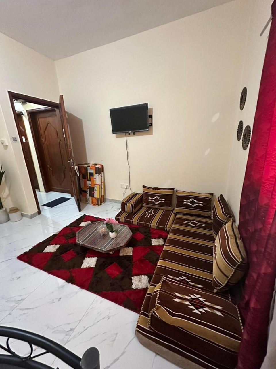 Cozy Corner 2024 Daire Abu Dabi Dış mekan fotoğraf